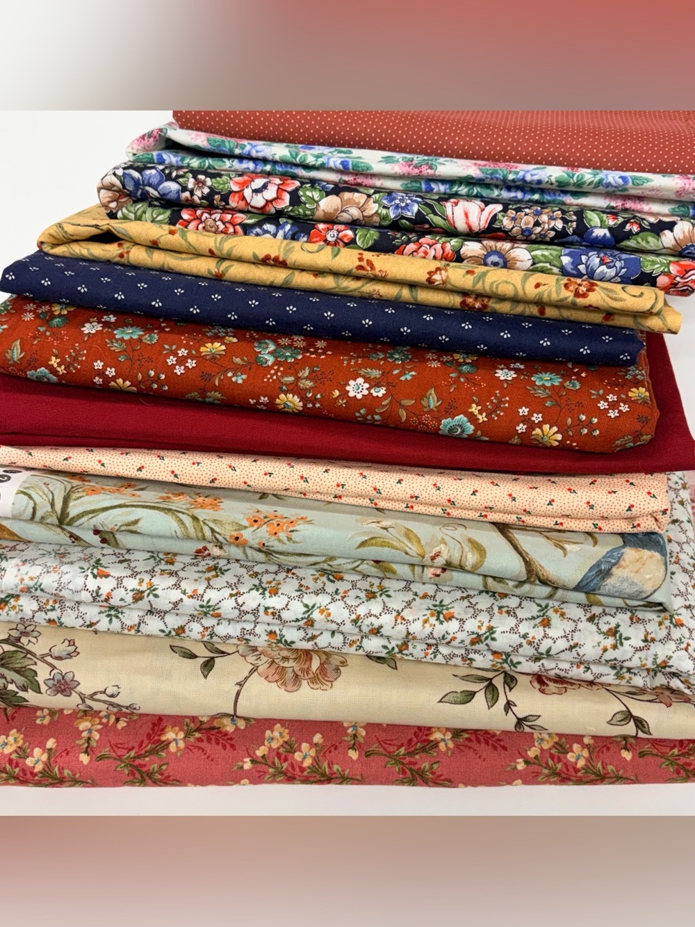 Floral Flowers Multicolor Quilt Cotton Fabric Unmeasured Bundle 4 Pounds